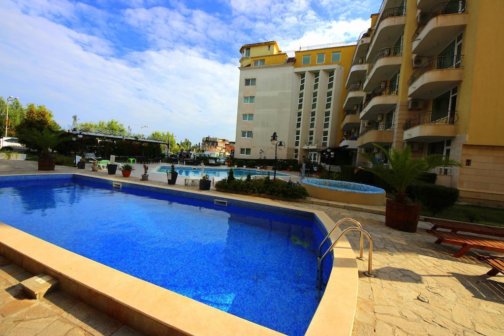 Menada Sea Regal Apartments Sunny Beach Esterno foto