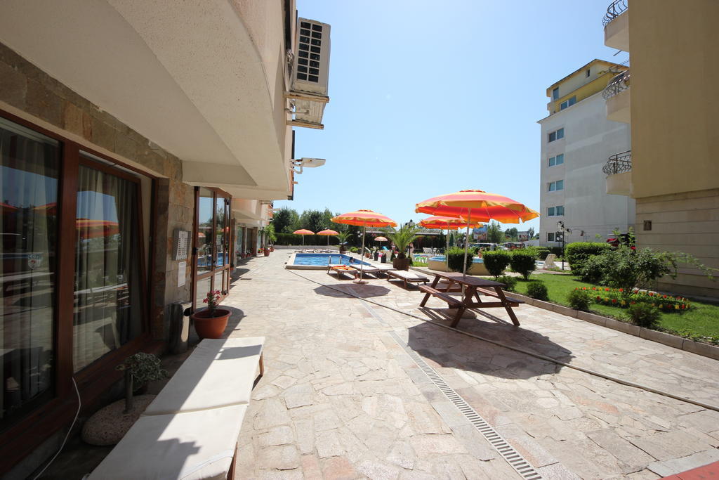 Menada Sea Regal Apartments Sunny Beach Esterno foto