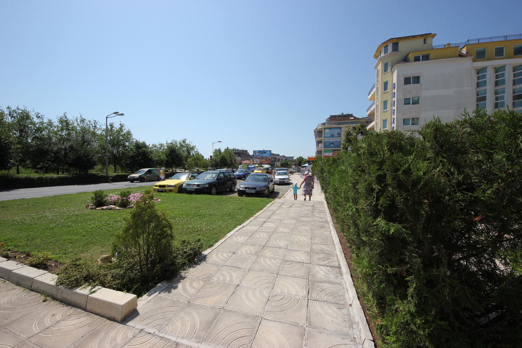 Menada Sea Regal Apartments Sunny Beach Esterno foto