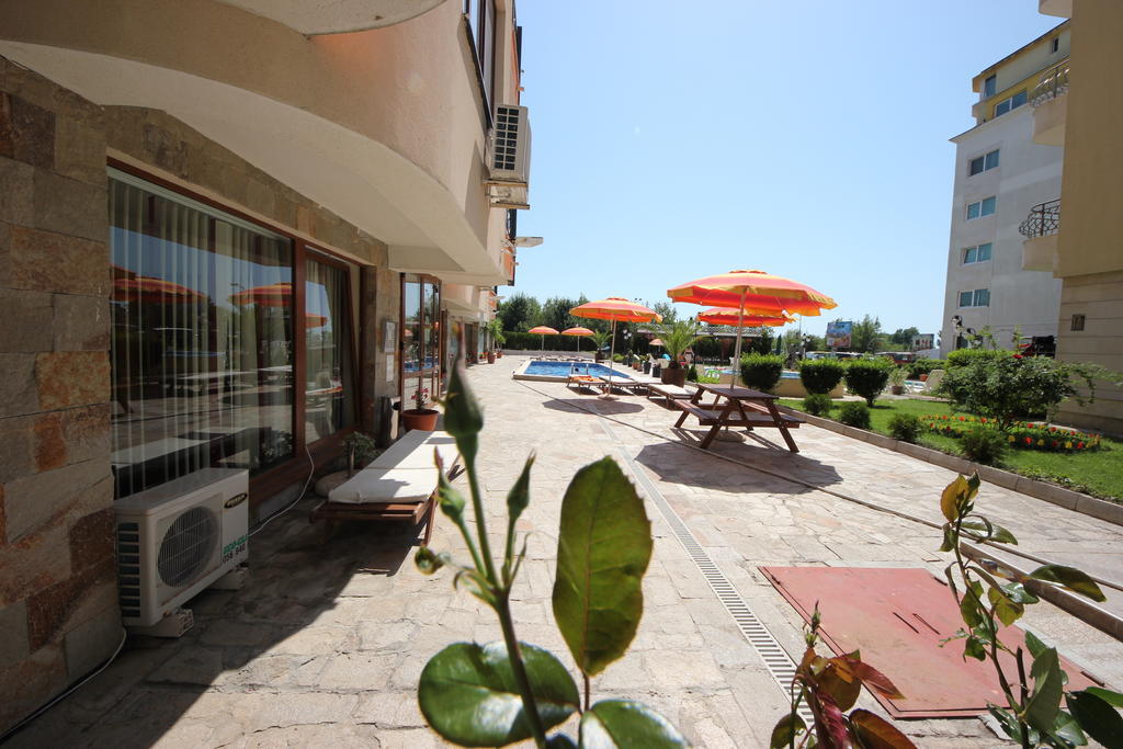 Menada Sea Regal Apartments Sunny Beach Esterno foto