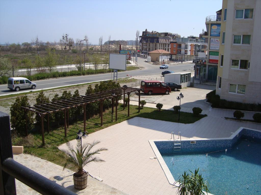 Menada Sea Regal Apartments Sunny Beach Esterno foto